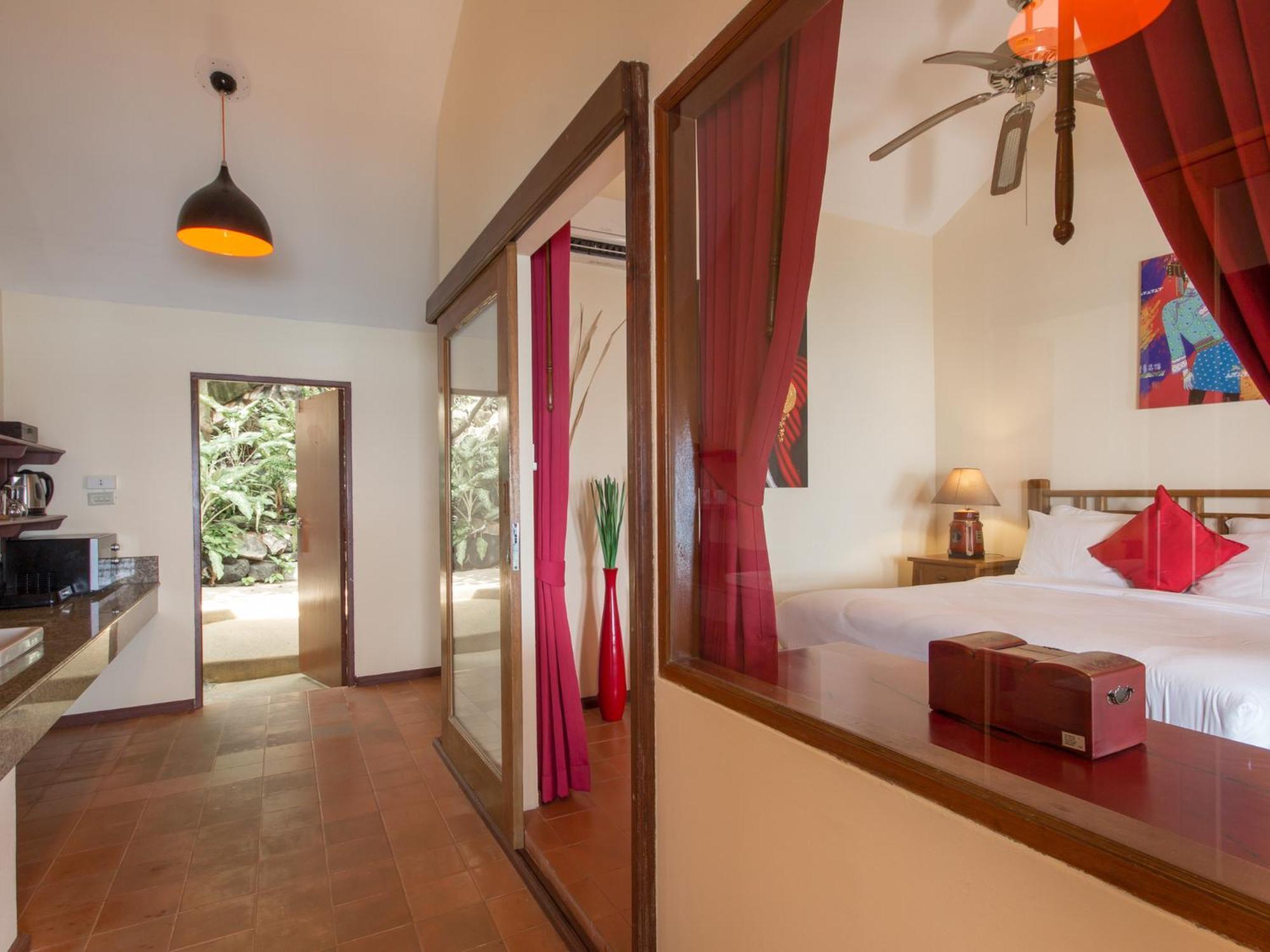 Boujis Boutique Resort Chaweng  Exterior photo